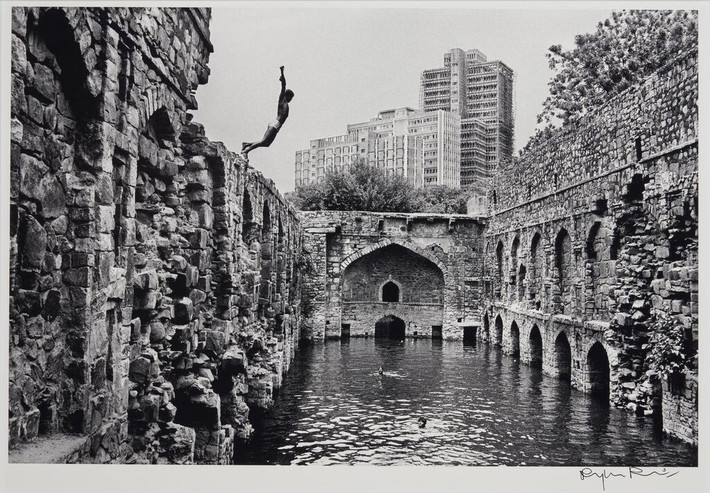Diving into Ugrasen Baoili, Delhi