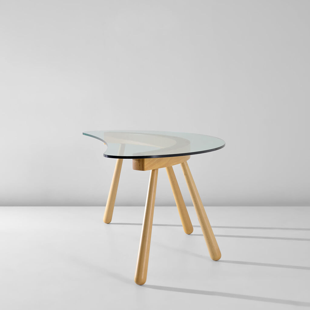 'Boomerang' desk