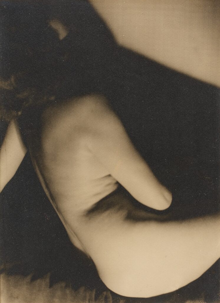 Nude, Paris