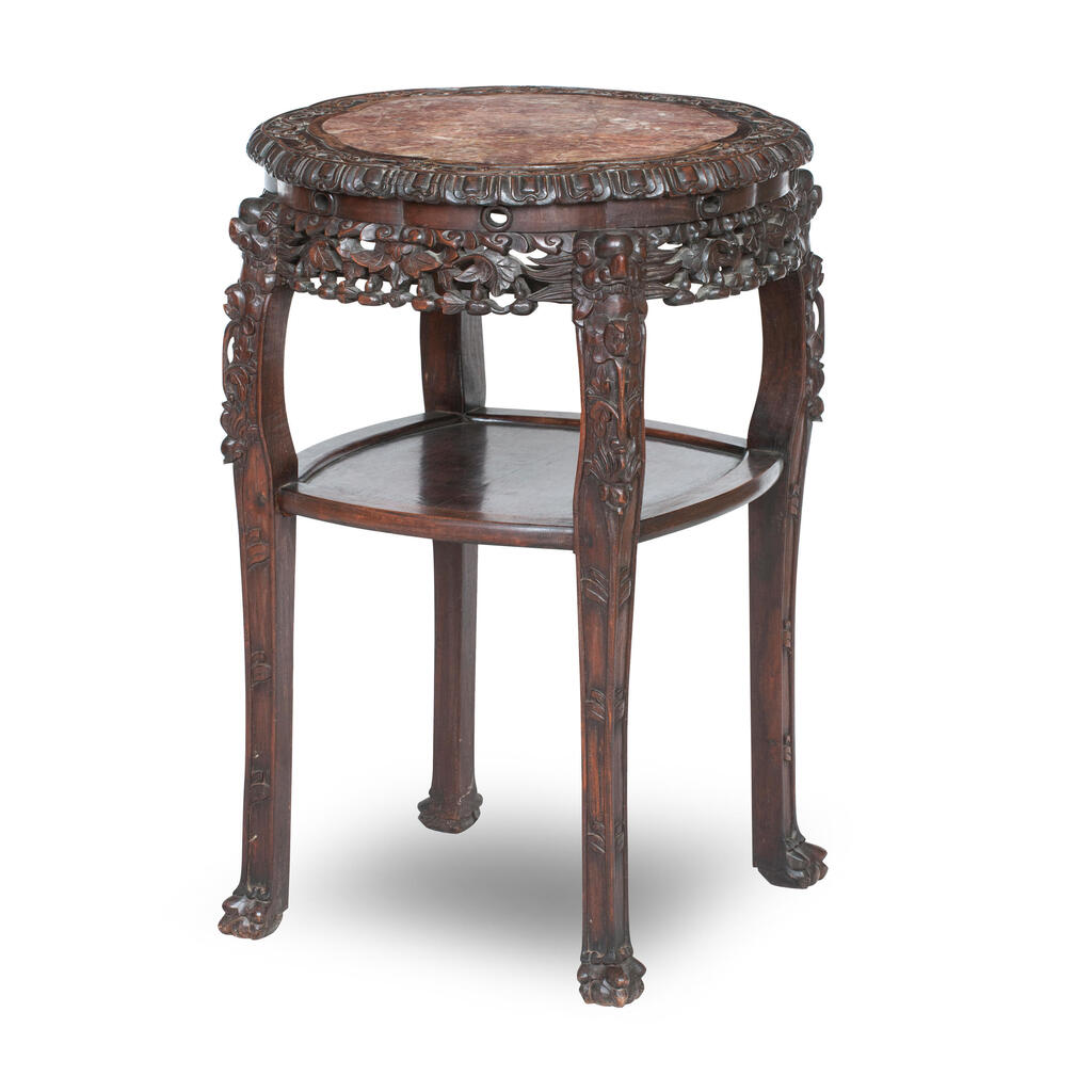 A 19TH CENTURY CHINESE ROUGE MARBLE AND HARDWOOD JARDINIERE STAND