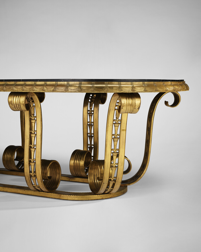 CONSOLE TABLE