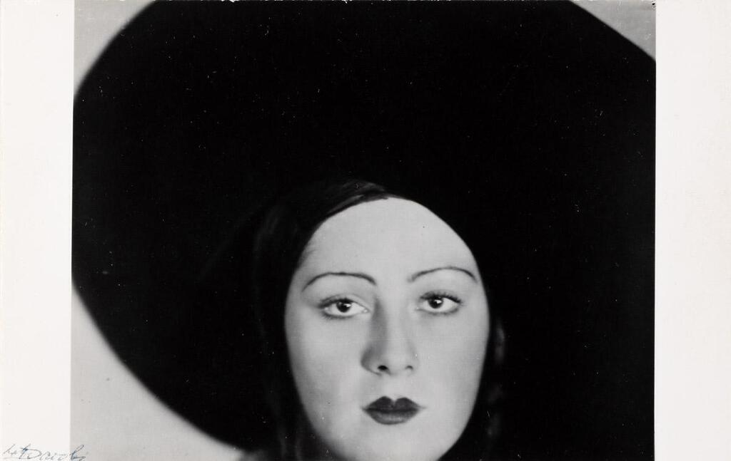 Head of a Dancer (Niura Norskaya), Berlin, 1909