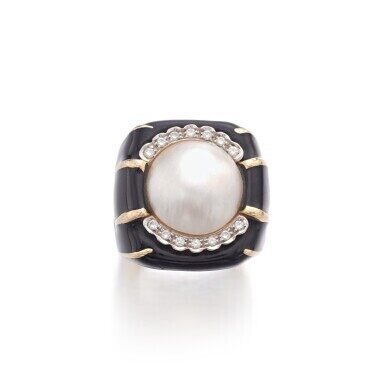 Cultured pearl, enamel and diamond ring