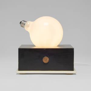 STDBA #103 table lamp