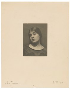 La Tina, 1924