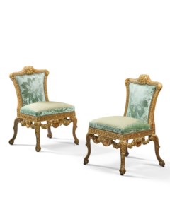 ALMOST CERTAINLY DESIGNED BY WILLIAM KENT AND ATTRIBUTED TO WILLIAM HALLETT, CIRCA 1735