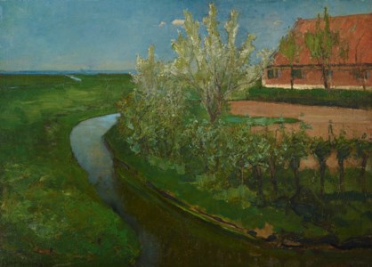 Curved Irrigation Ditch Bordering Farmyard with Flowering Trees (Gebogen irrigatiegracht grenzend aan boerenerf met Bloeiende bomen)