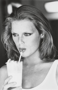 Patti Hansen, 1975