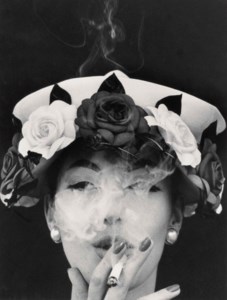 Hat + five roses, 1956