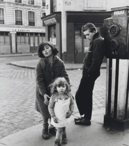 Les Enfants de la Place Hébert, 1957