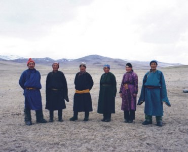 MN 001 Family Purew, Otschir and Luwsansharaw, 2004