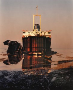 Shipbreaking #31, Chittagong, Bangladesh, 2001