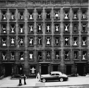 Girls in the Window (1960)