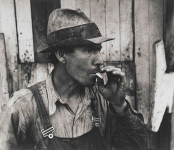 Deckhand aboard the Queen of Dycusburg, Memphis, Tennessee, 1935