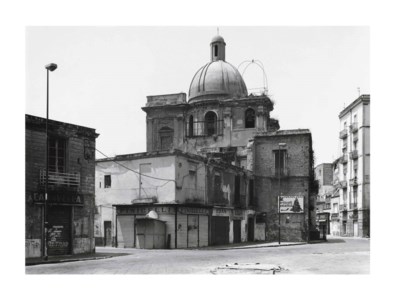 Kirche auf der Plaza Mercato, Neapel, 1994