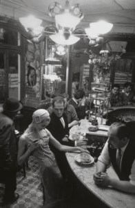 Au Chien Qui Fume, Jardin des Modes , Paris, 1957