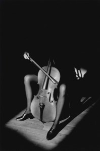 Woman with cello, Paris, 1984