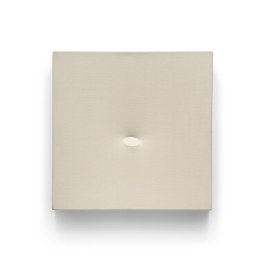Un ovale bianco