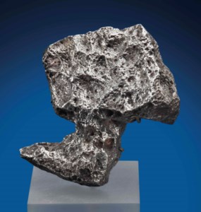 Iron, coarse octahedrite – IAB-MG Gran Chaco, Argentina (27°28' S, 60°35' W)
