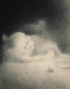Etude d'enfant dormant