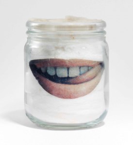 Pot-Lèvres (Jar-Lips)