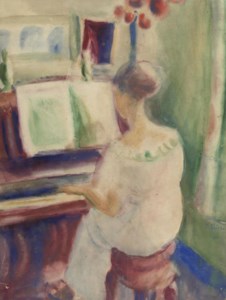 Lady behind a piano