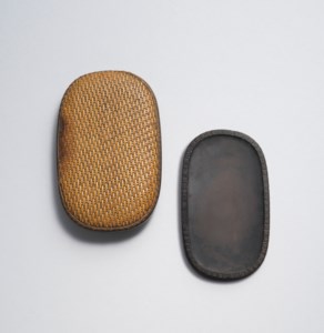 KANGXI PERIOD (1662-1722), INKSTONE SIGNED GU ERNIANG