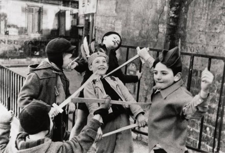 Jeux d'enfants, 1952