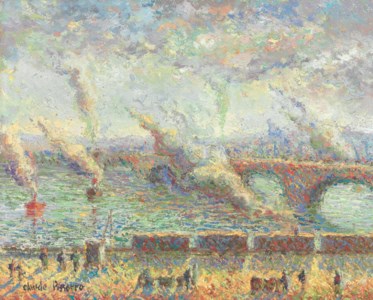 Le train à quai à St. Georges Bridges