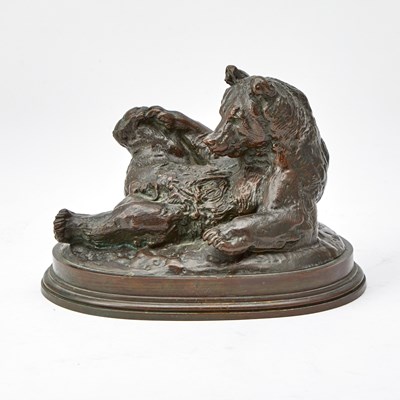 Ours Assis (Seated Bear)