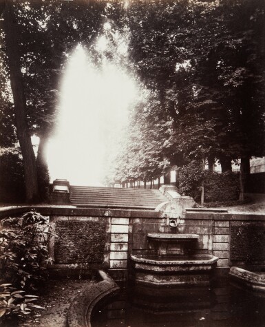 Parc de Saint-Cloud (vertical fountain)