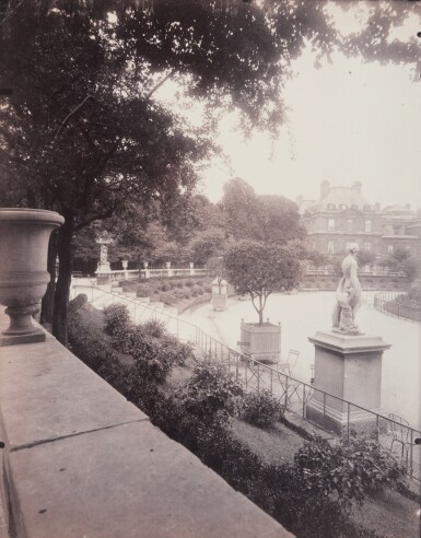 Selected Images of Jardin du Luxembourg (2 Photographs)