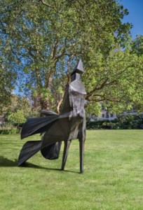 Lynn Chadwick, Walking Woman