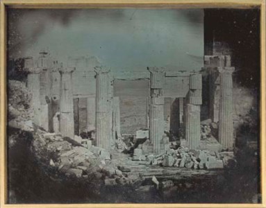 91. Athènes. 1842. Propylées. Pris de l'Intérieur