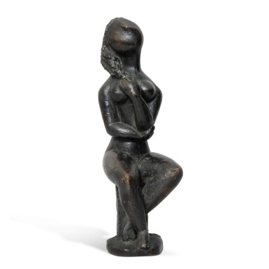 Femme assise, sur socle