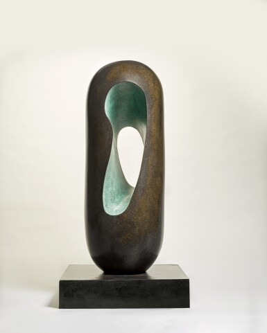 DAME BARBARA HEPWORTH, Makutu