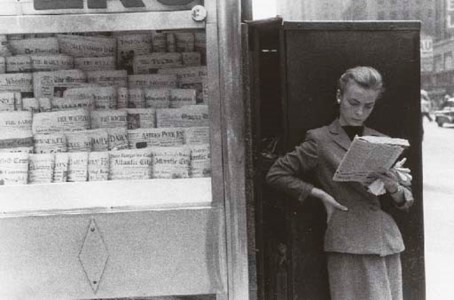 Elbowing an Out-of-Town Newsstand, New York