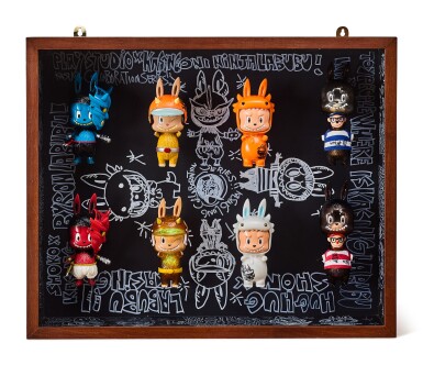 Labubu Limited Set of Eight Figurines in Artist's Illustrated Display Cabinet | Labubu 限量手板模型一組八件（龍家昇手繪陳列櫃）