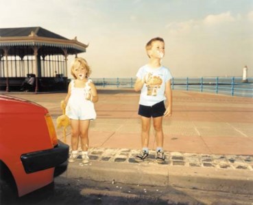 New Brighton (Boy and girl eating ice-cream)
