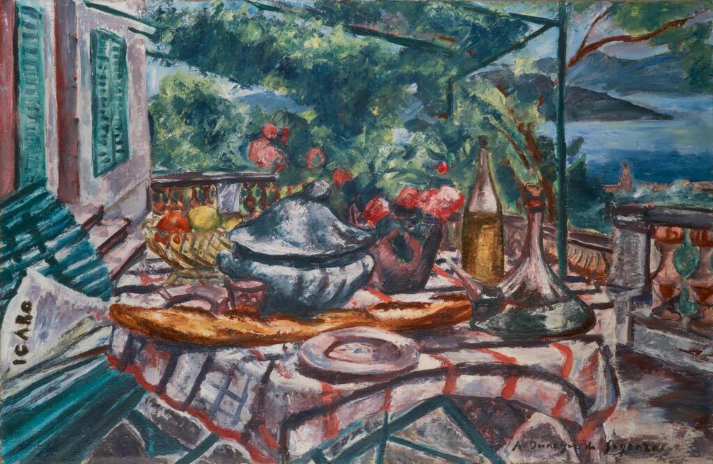 Table sur la terrasse à Saint Tropez