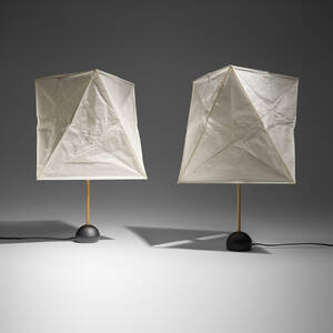 Akari light sculpture model BB1-YA1, pair