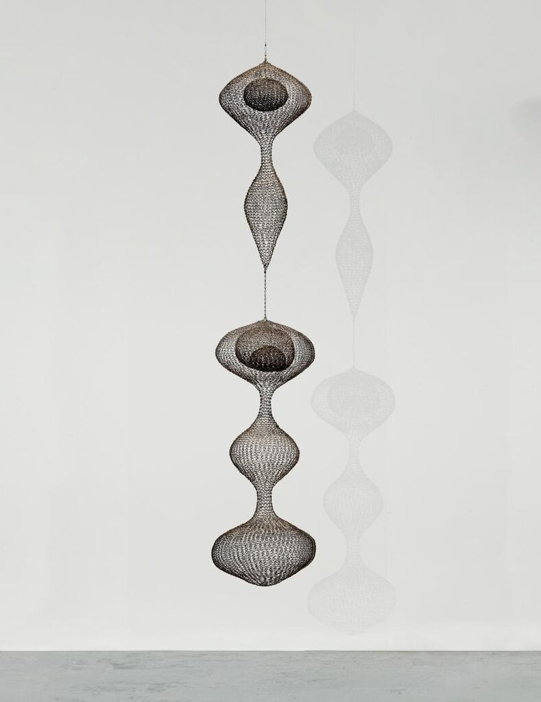 Untitled (S.408, Hanging Five-Lobed, Two-part Form, with the Second and Third Lobes Attached by Chain and Interior Spheres in the First and Third Lobes)