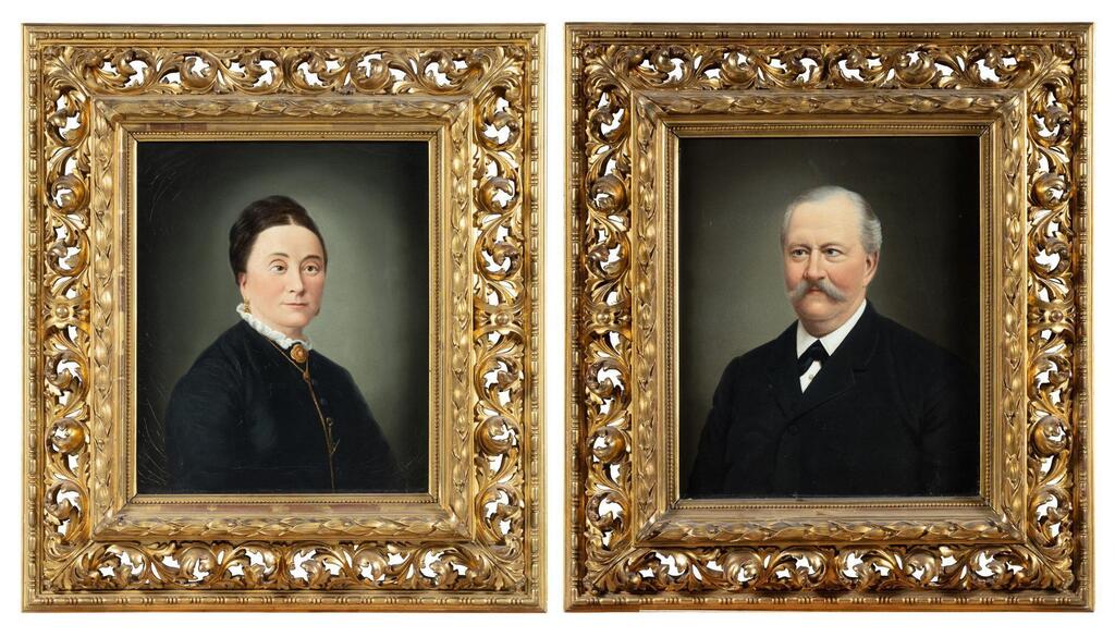 Old Portraits with Crossed Eyes