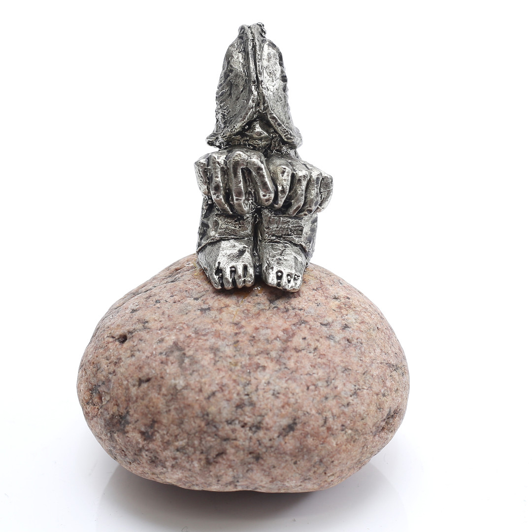 Skulptur, "Myling", sten och tenn, signerad Harry G -99.