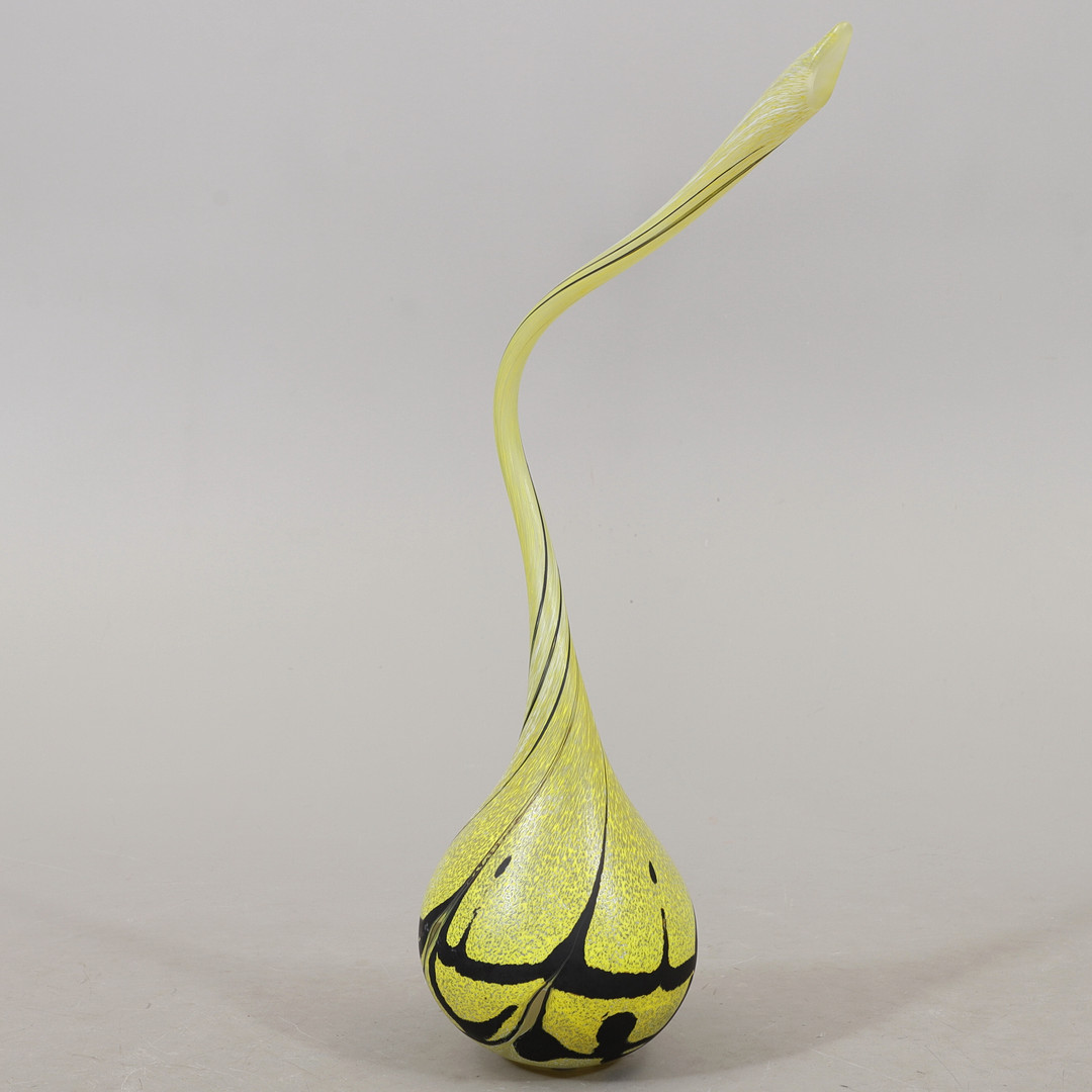 Skulptur, "Snake Flower", glas, Kosta Boda, signerad.