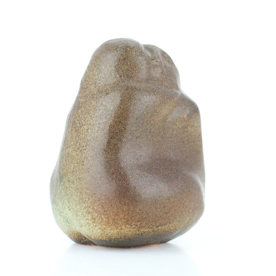 Skulptur, omfamning, glaserat stengods, signerad.
