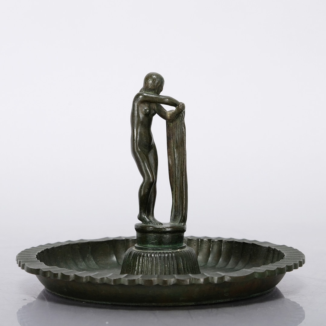 Fat med skulptur, grönpatinerad brons, Art Deco, Otto Meyers Eftr. Fud.