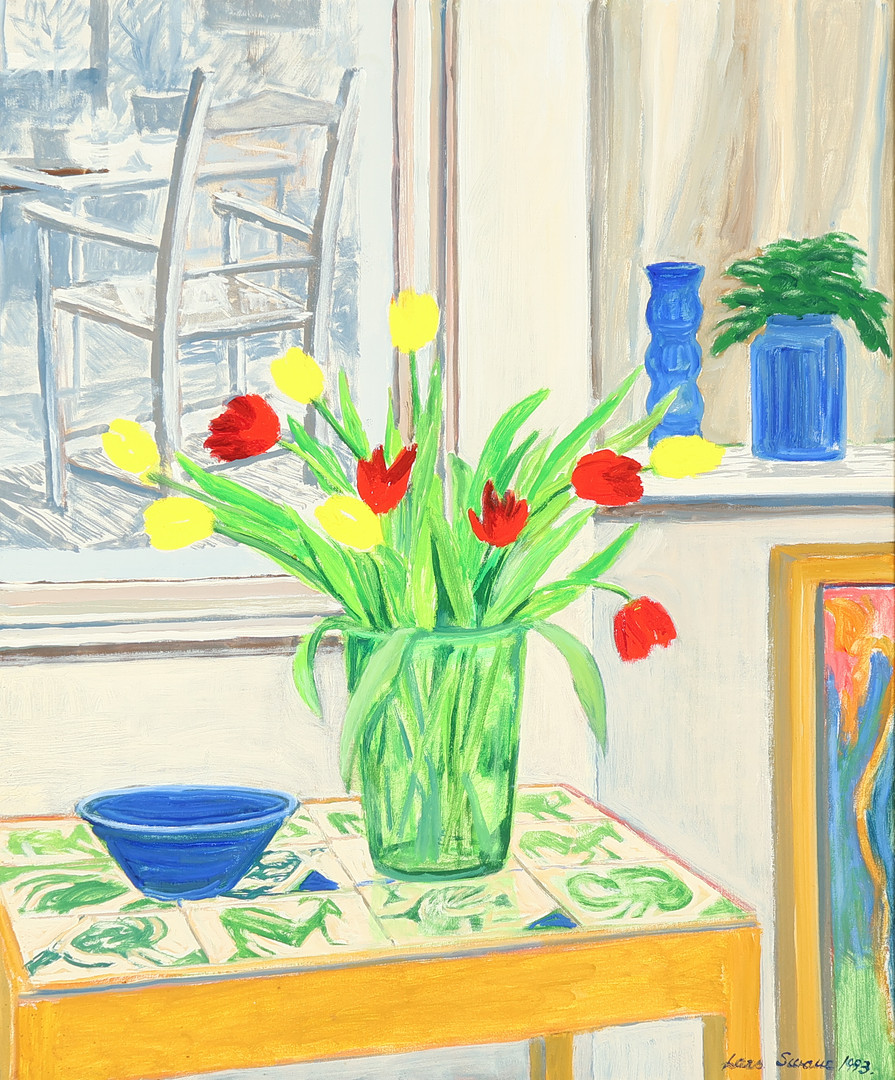 Interiør med tulipaner i vase, olie på lærred, signeret og dateret 1993.