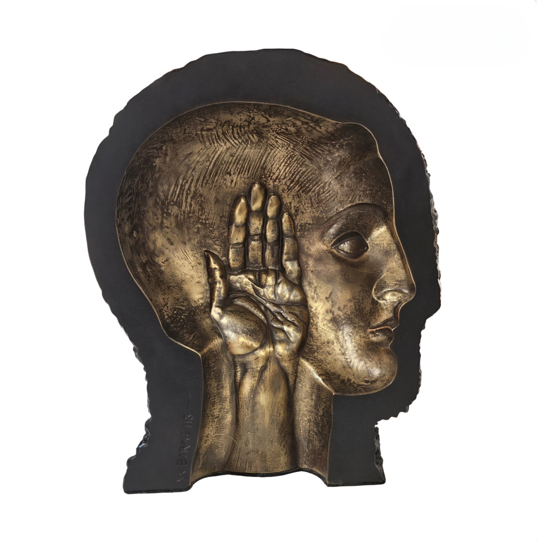Moira, escultura en bronce y resina. Edición limitada y numerada.