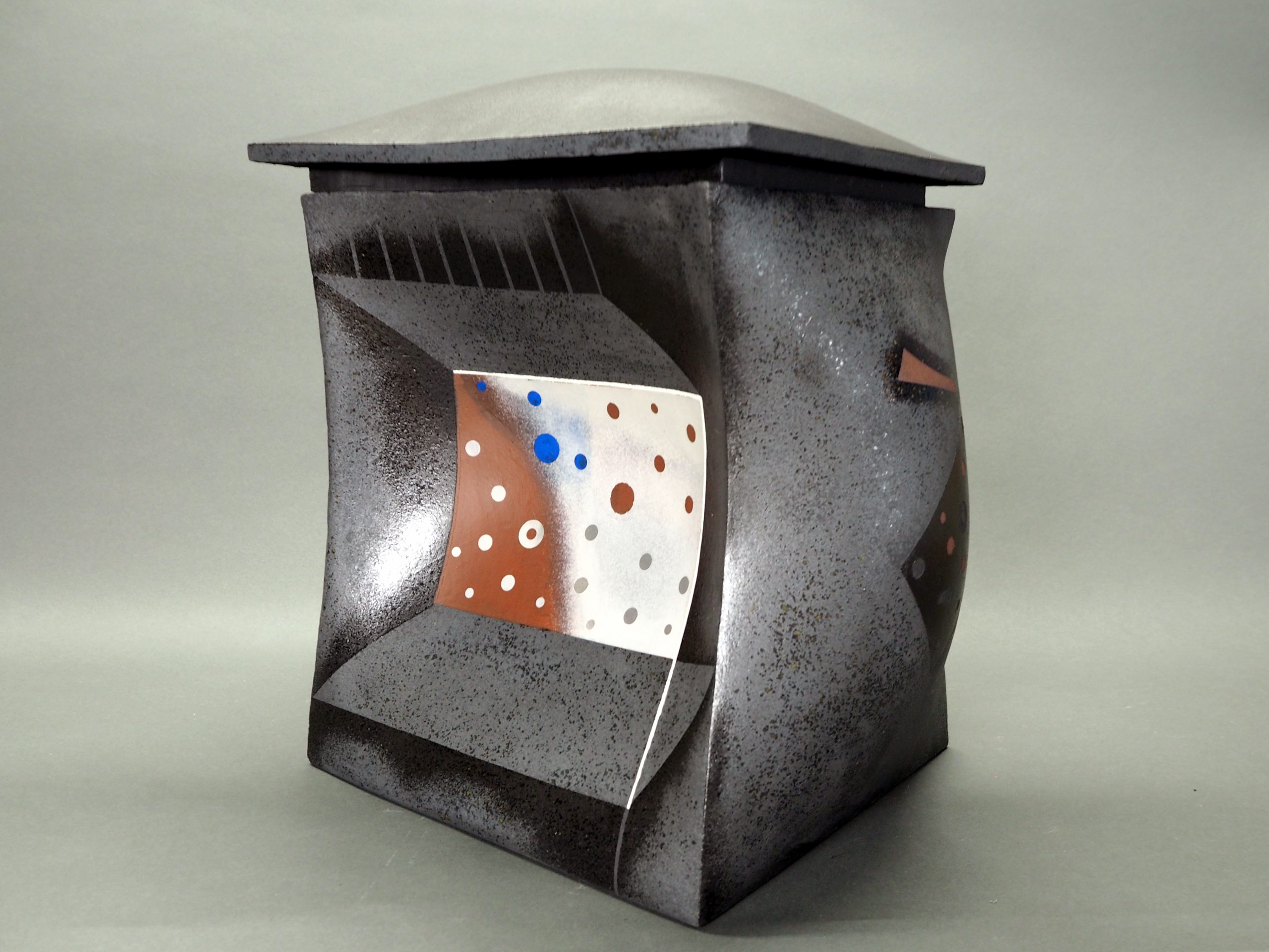 Hands and Earth: Contemporary Japanese Ceramics